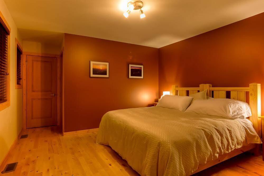 Mount 7 Lodges Golden Exterior foto
